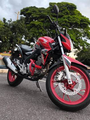 HONDA CB TWISTER 
